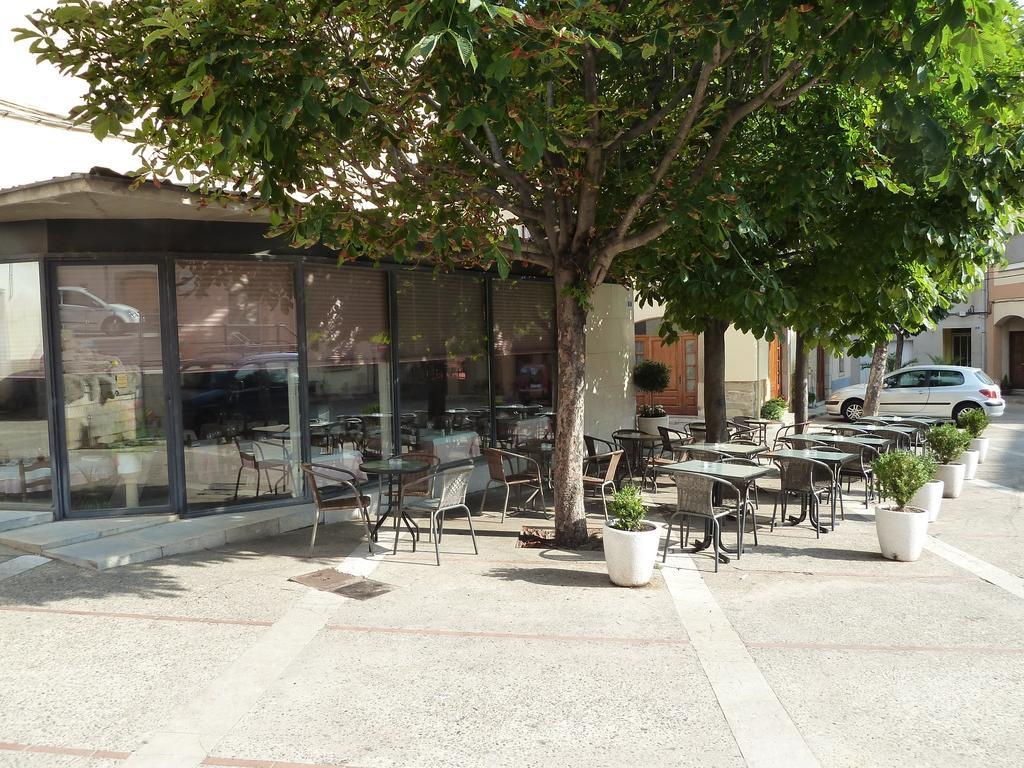 Restaurant Fonda Giralt Otel Amer Dış mekan fotoğraf